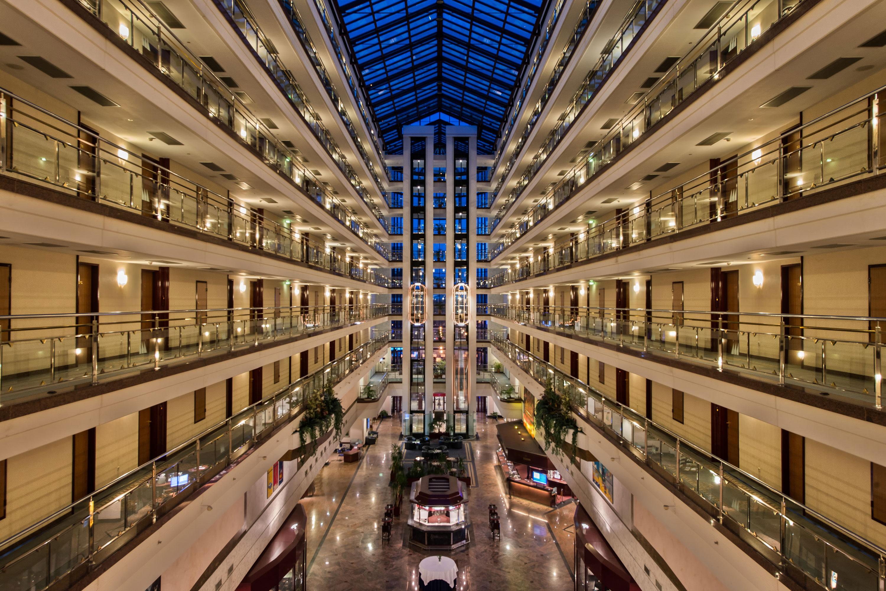 Maritim Hotel Magdeburg Exterior foto