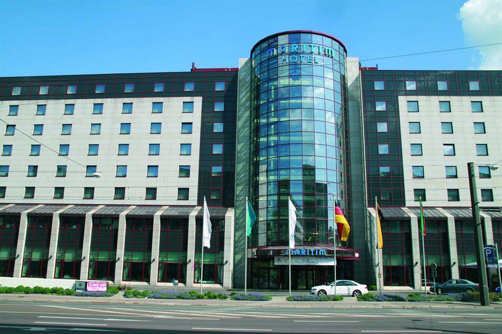 Maritim Hotel Magdeburg Exterior foto